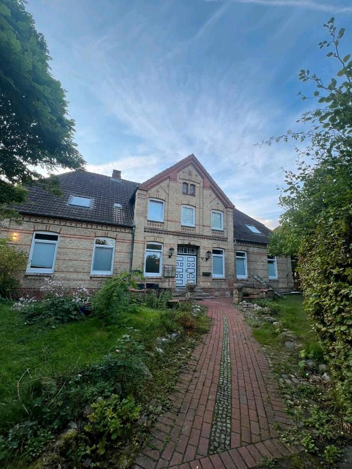 Thumbnail-Kernsanierte 3-Zimmer-Wohnung (ca. 70 m²) im Altbau