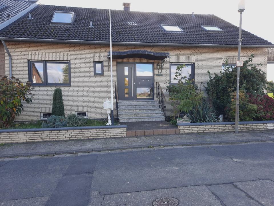 Thumbnail-Haus EG Wohnung 140 m2 mit grossem Süd Garten in Rommerskirchen