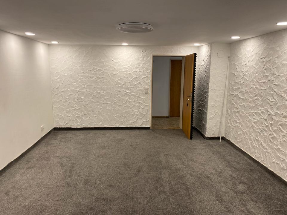 Thumbnail-Hobbyraum Bastellraum Büro 30qm zu vermieten