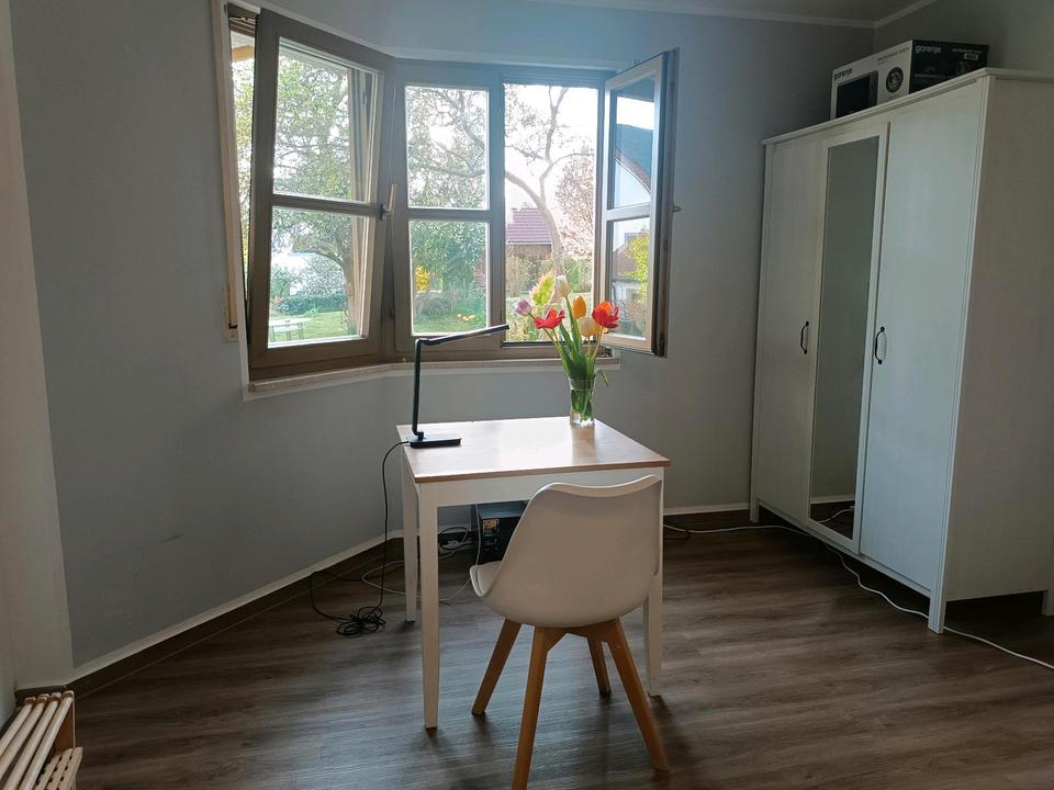 Thumbnail-WG Möbliertes Zimmer in ruhiger Lage in Röhrmoos (unbefristet)