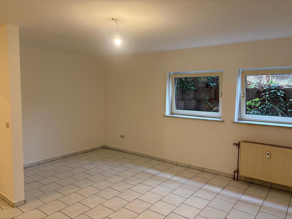 Thumbnail-1 ZKB Souterrainwohnung mit Einbauküche in ruhiger Waldrandlage