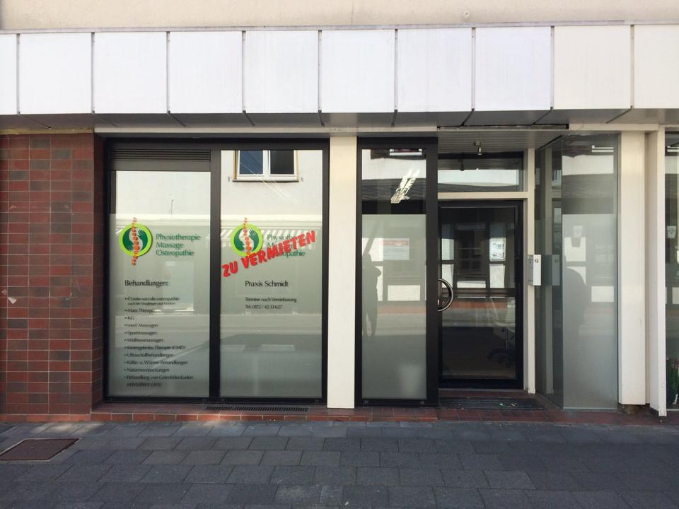 Thumbnail-EITORF Sehr zentral gelegenes Ladenlokal ZU VERMIETEN !!