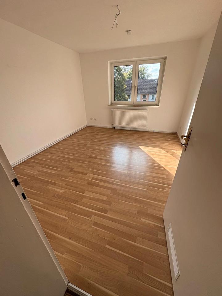 Thumbnail-Helle 2-Zimmer-Wohnung mit Balkon in Marburg