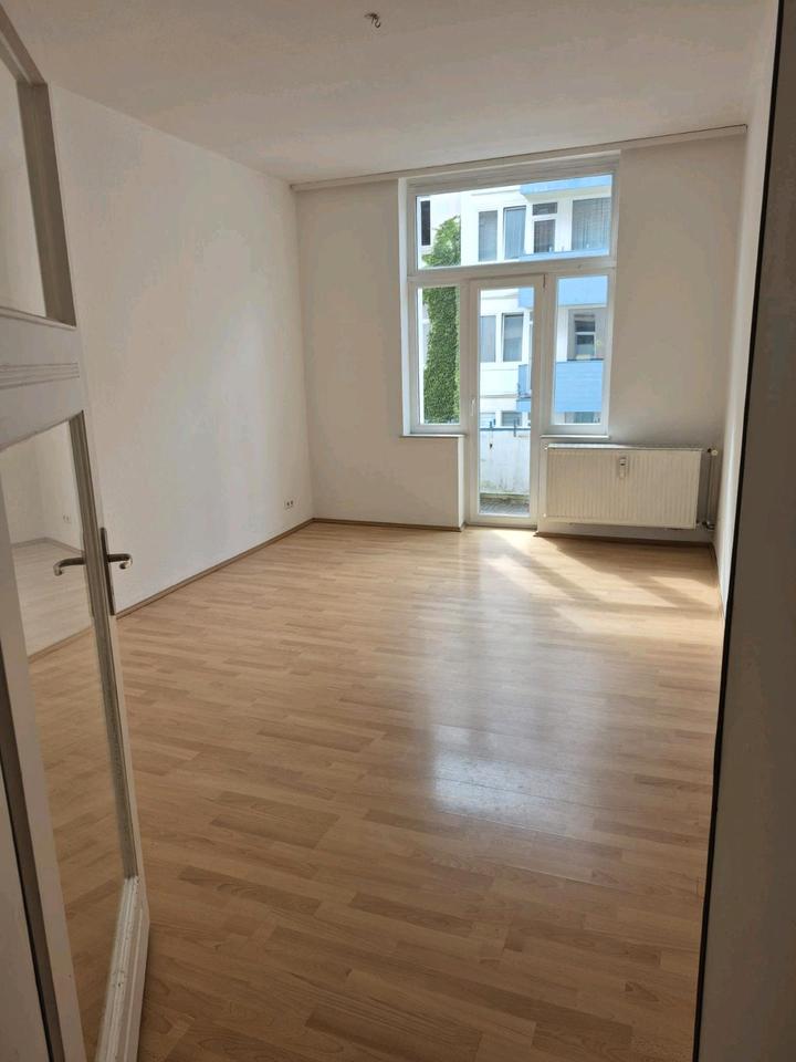 Thumbnail-4 Zimmer WHG Hannover List, ruhig von Privat