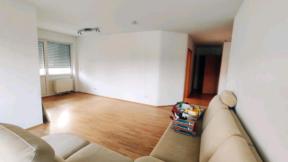 Thumbnail-Schöne 4-Zimmer-Wohnung mit 2 Bädern in ruhiger Lage