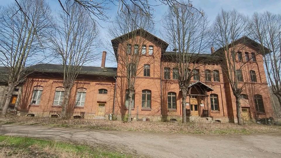 Thumbnail-Haus Grosse Bahnhof Haus im Kaulsdorf Thüringen von privat