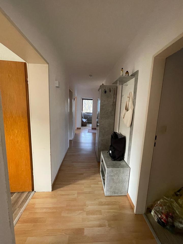 Thumbnail-Helles 4-Zimmer-Zuhause mit Weitblick-Balkon & Garage