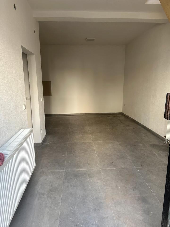 Thumbnail-Reinhaus Hälfte zum vermieten neuwertig