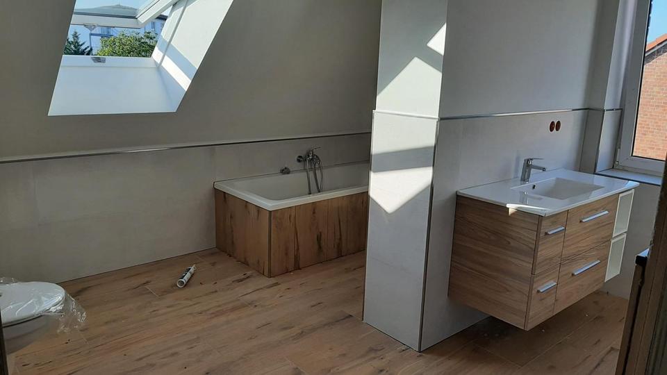 Thumbnail-Zentrumsnahe kernsanierte 3-Raum-Dachgeschosswohung zu vermieten