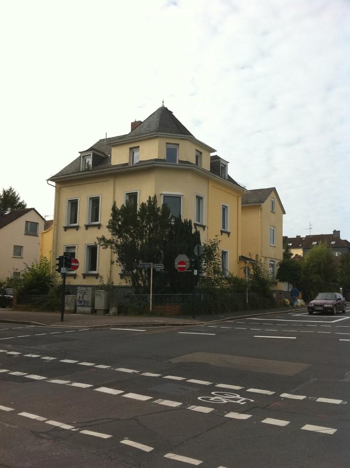 Thumbnail-Teilsanierter Altbau-Schatz in Bad Homburger Top-Lage