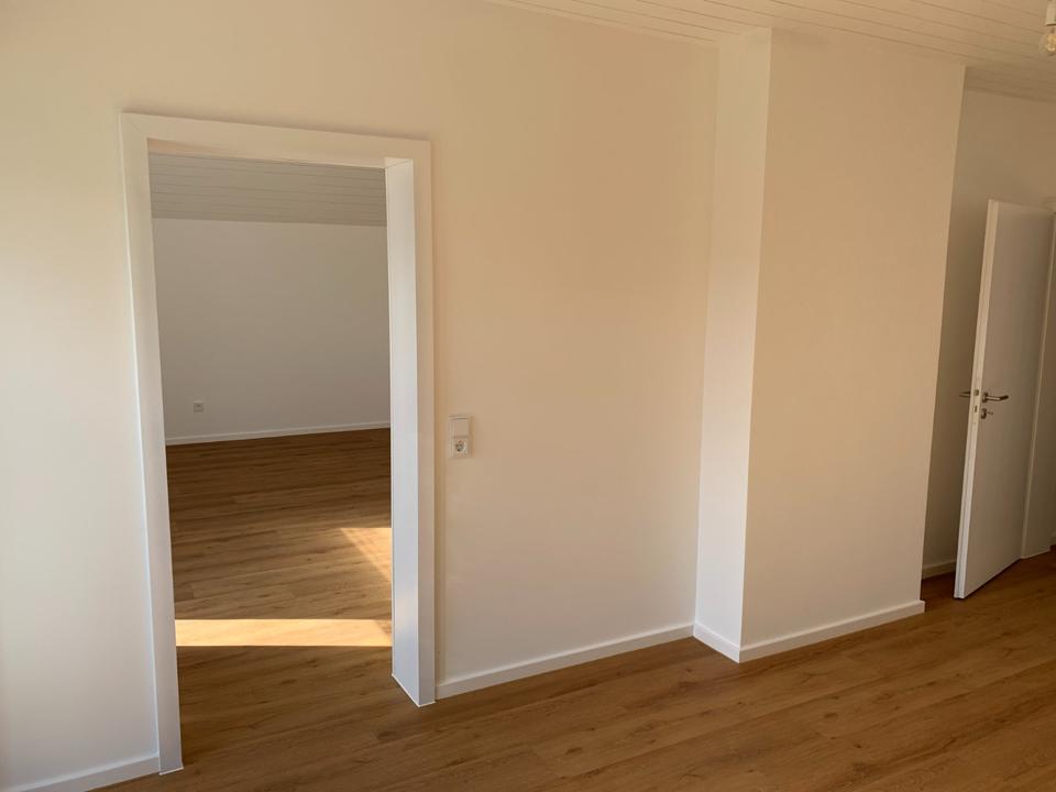 Thumbnail-3-Zi.-Whg.+ großer Balkon in Eppstein