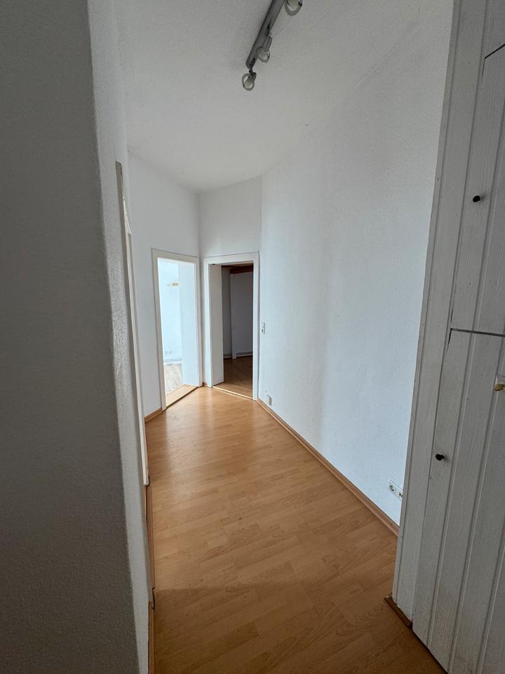Thumbnail-Charmante Altbauwohnung - 1 Zimmer, Zentrale Lage