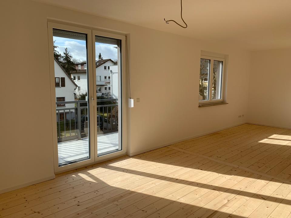 Thumbnail-Sonnige Wohnung 2 ZKB Friedrichsdorf zum 01.07.2026 - 1 PERSON -