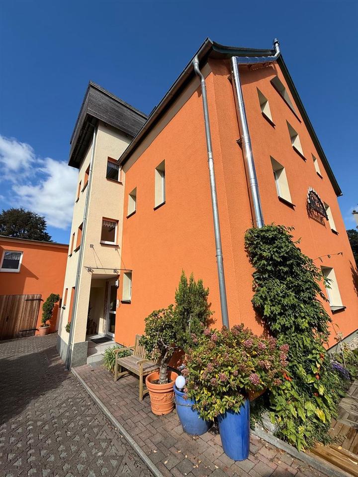 Thumbnail-Gemütliche 2-Zimmer mit Laminat, offener Küche, Tageslichtbad mit Wanne und Dusche!