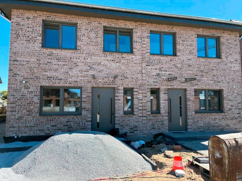 Thumbnail-Doppelhaushälfte - Neubau in Ostenland