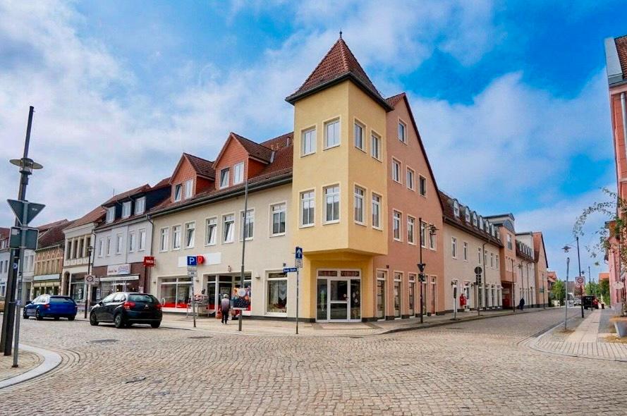 Thumbnail-2 Zi Wohnung im Zentrum von Osterburg zu vermieten Stellplatz uvm