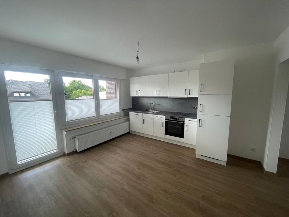 Thumbnail-Kernsanierte 2-Zimmer-Obergeschosswohnung mit EBK und Balkon, mitten in Fürstenau!