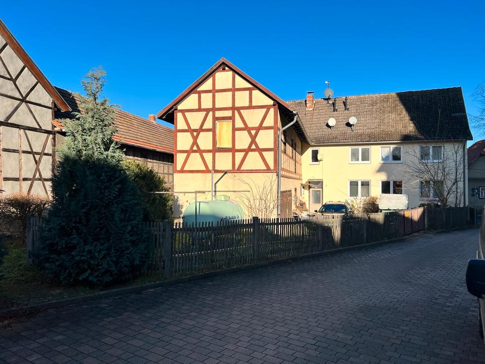 Thumbnail-4-Familienhaus in Wüllersleben zu verkaufen