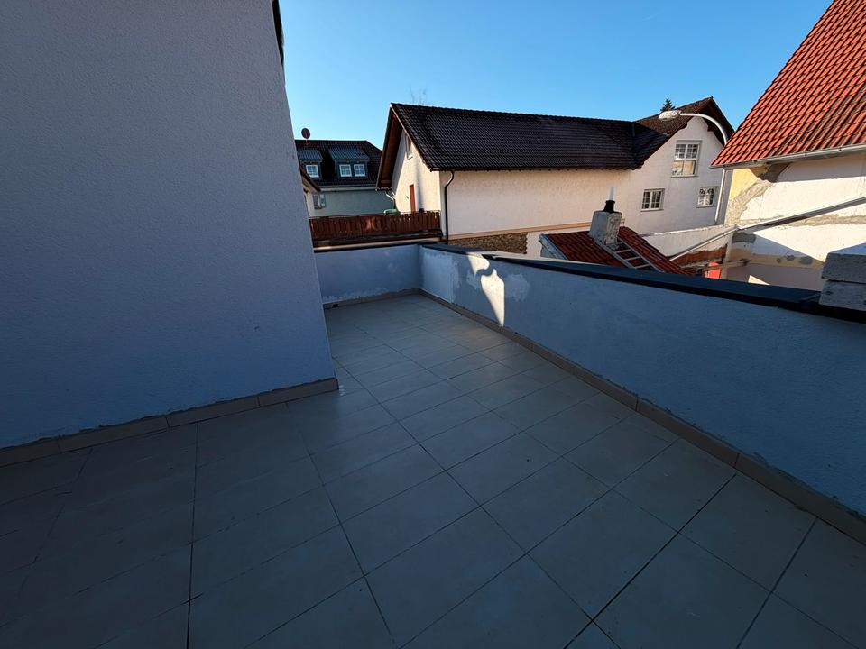 Thumbnail-Helle 3-Zimmer Wohnung ca. 90 m² mit großer Terrasse