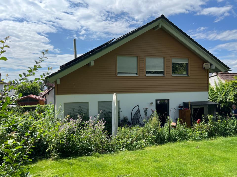 Thumbnail-Von Privat: Modernes energieeffizientes EFH auf großem Grundstück