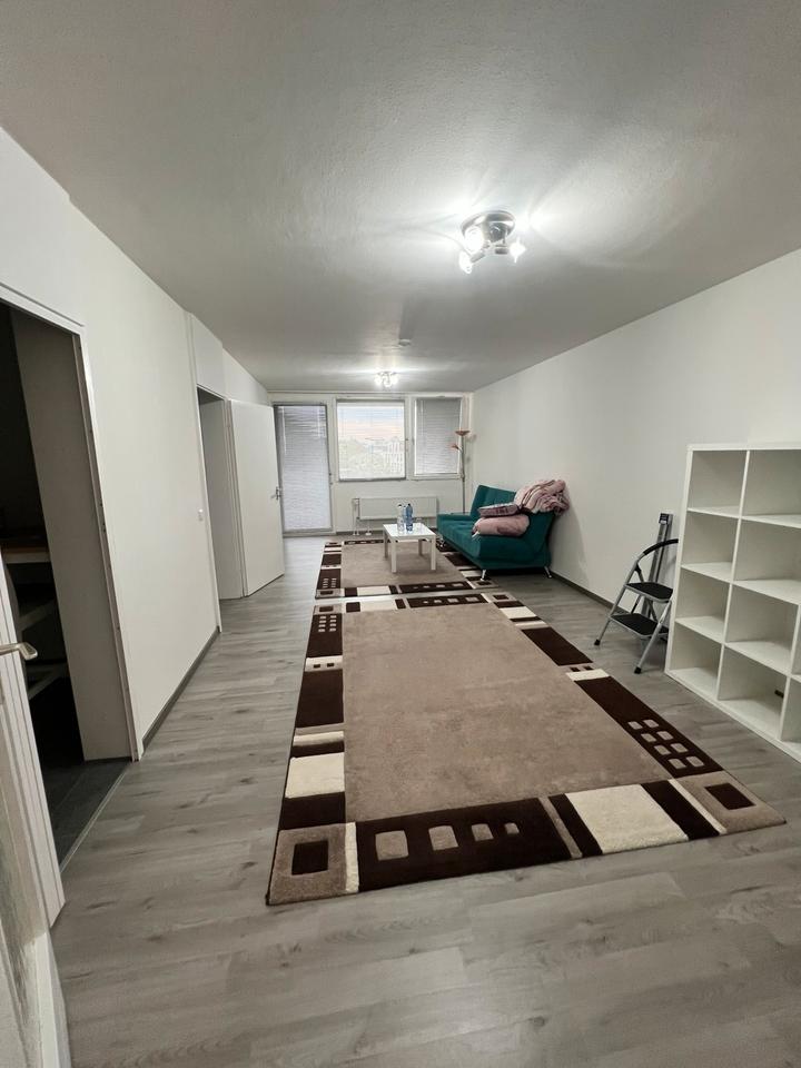 Thumbnail-Helle 2-Zimmer Wohnung sehr zentrale Lage alles zum Fuß erreichba