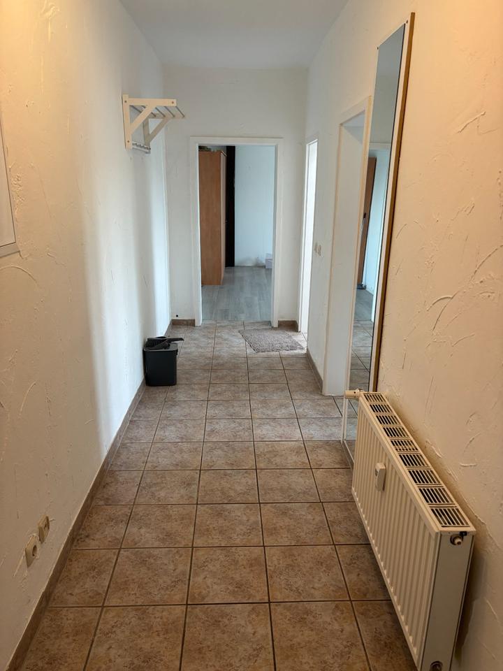 Thumbnail-3-Raum-Wohnung mit Einbauküche (80 qm)