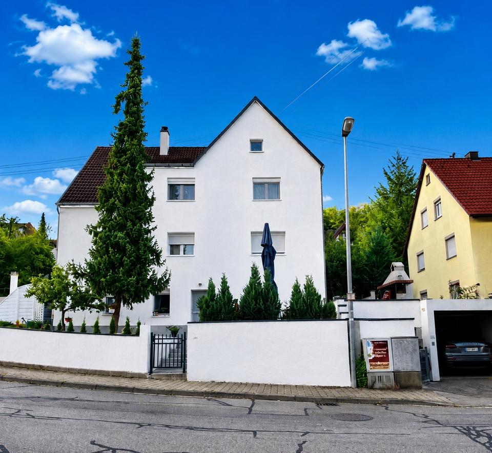 Thumbnail-Freistehendes Mehrfamilienhaus - attraktive Kapitalanlage
