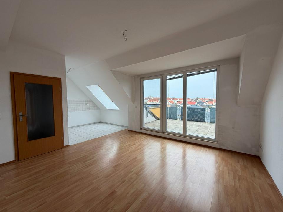 Thumbnail-Schöne, geräumige 3- Zimmer Wohnung in ruhiger Lage