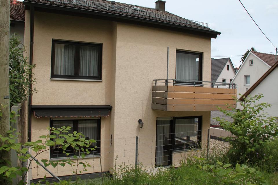Thumbnail-Gepflegtes Einfamilienhaus mit Einlagerwohnung