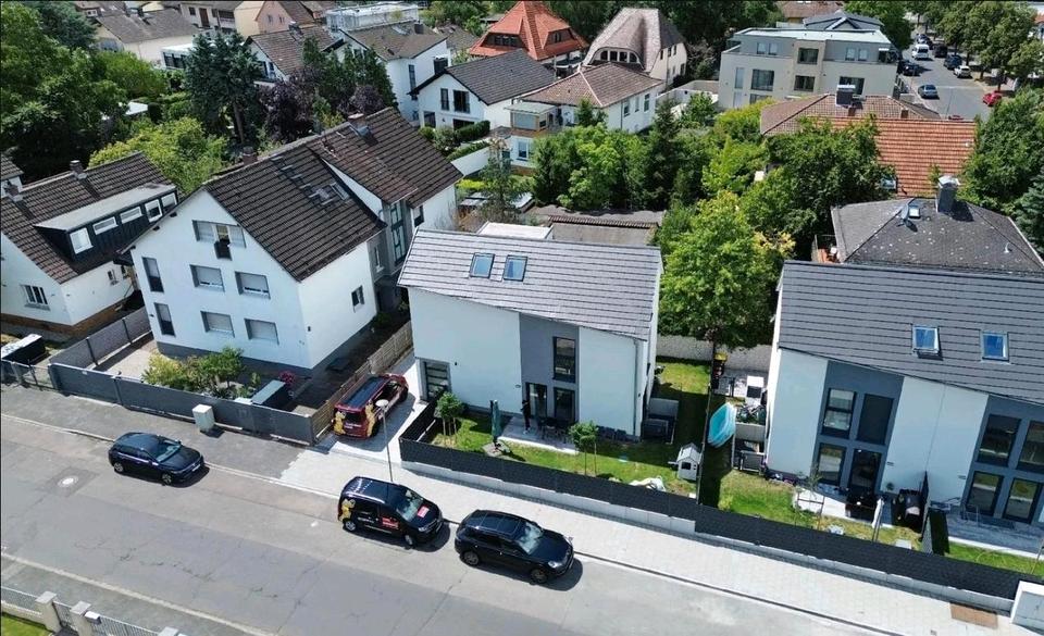 Thumbnail-Großzügiges Einfamilienhaus mit 5 Zimmern und Garten in Rosenhöh