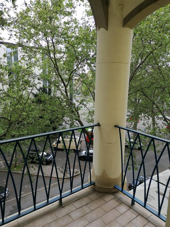 Thumbnail-Möbliertes Appartement mit Balkon