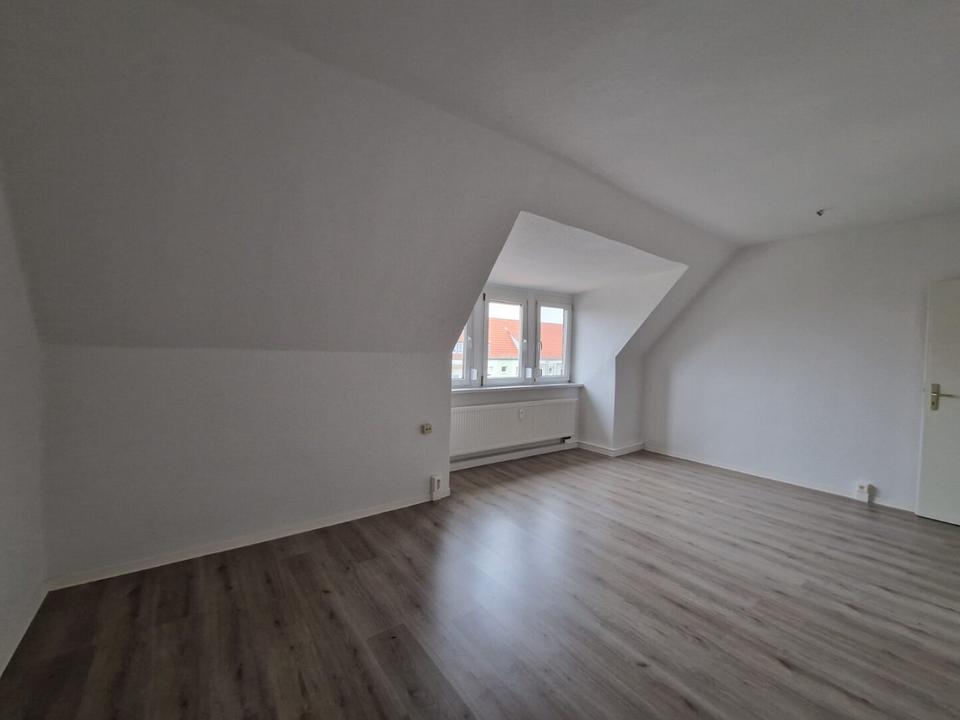 Thumbnail-Schnuckelige 2-Zimmer im Dachgeschoß mit Tageslichtbad300 € Weihnachtsgutschein bis 31.12.2025