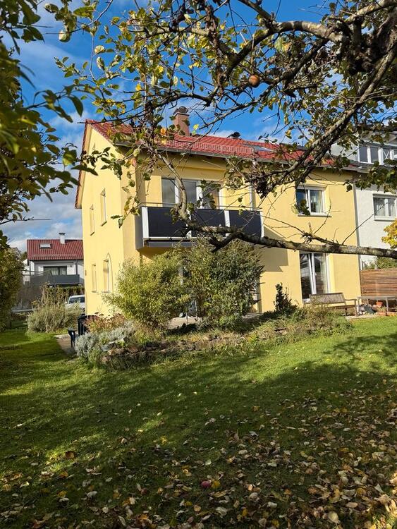 Thumbnail-Großzügiges Haus im Gomaringen zu verkaufen