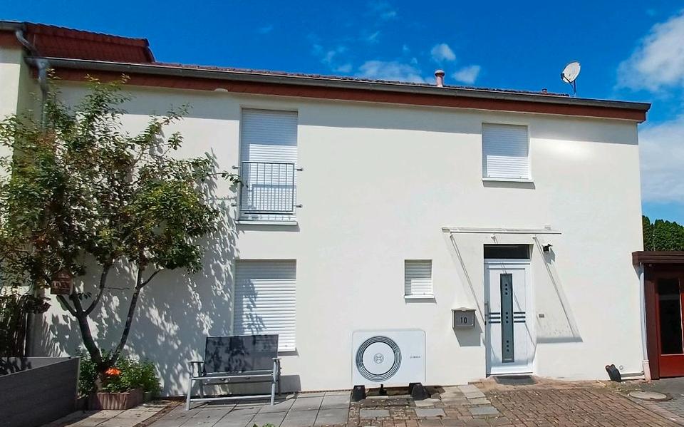 Thumbnail-von Privat: Reiheneck haus -Wärmepumpe - 2 Geschosse - Raumwunder