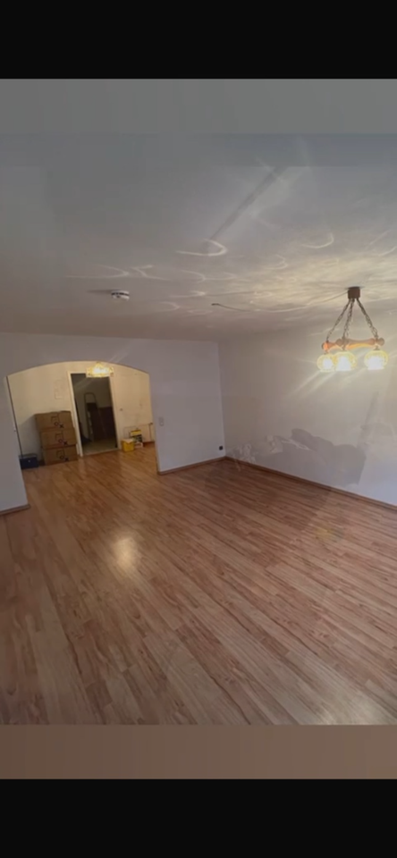 Thumbnail-4,5 Zimmer Wohnung,Offenbach-Bieber,hohe Rücklagen,Garage extra.