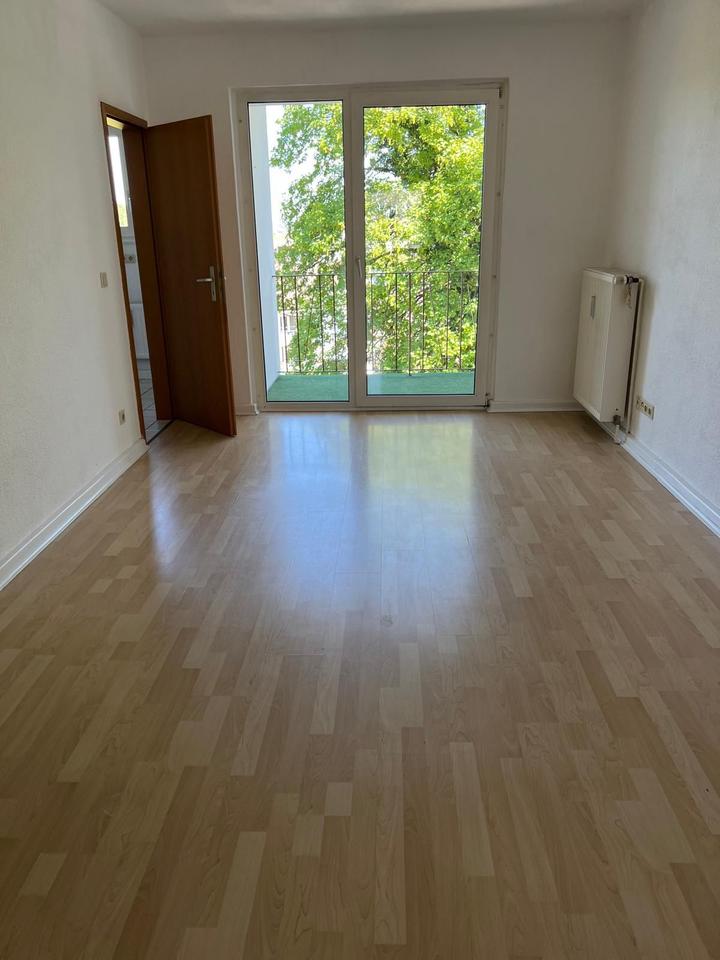 Thumbnail-Helle 2-Zimmer-Wohnung mit Balkon im 3. Stock in Wuppertal