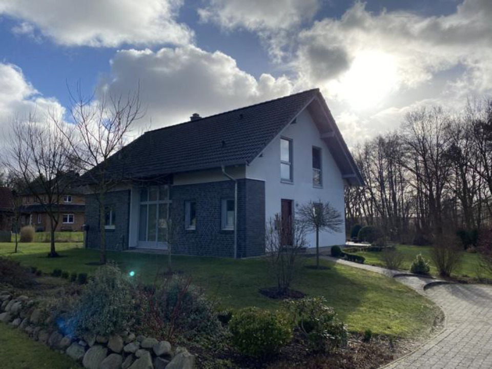 Thumbnail-Hochwertiges Haus mit unverbaubarem 180-Grad-Blick