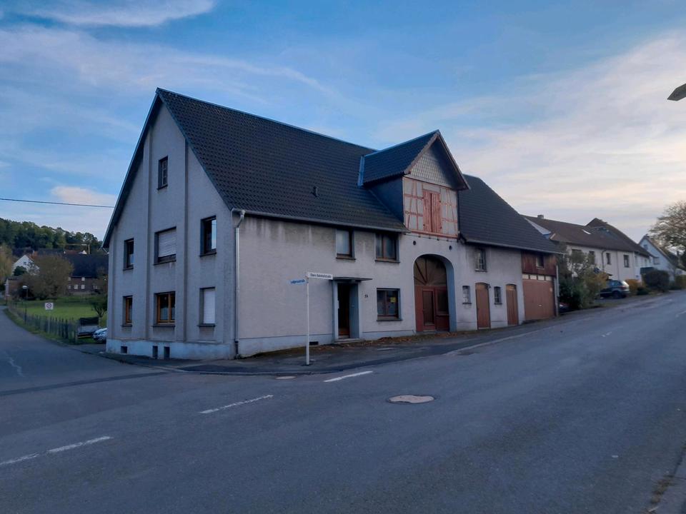 Thumbnail-EinZweifamilienhaus(Bauernhaus) mit Werkstatt