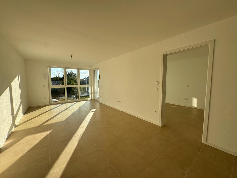 Thumbnail-Helle Neubau 2 Zi. Eigentumswohnung