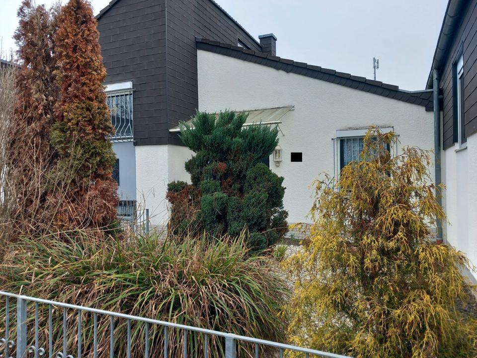 Thumbnail-REIHENHAUS BONN-TANNENBUSCH - BEZUGSFREI
