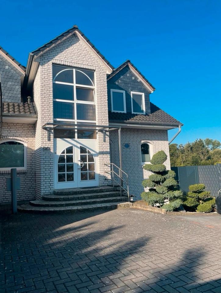 Thumbnail-1 Zi. Wohnung 30m2, Teilmöbliert, frisch renoviert