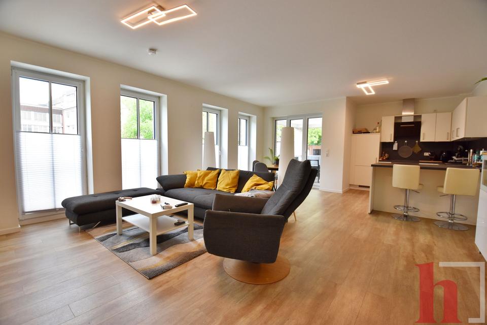 Thumbnail-Schöne, barrierefreie 3-Zimmer-Wohnung mit hochwertiger Einbauküche und Tiefgarage