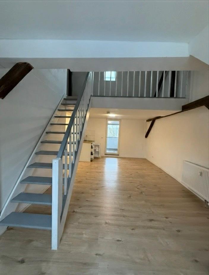 Thumbnail-Schöne 1,5 Zimmer Wohnung mit Loggia