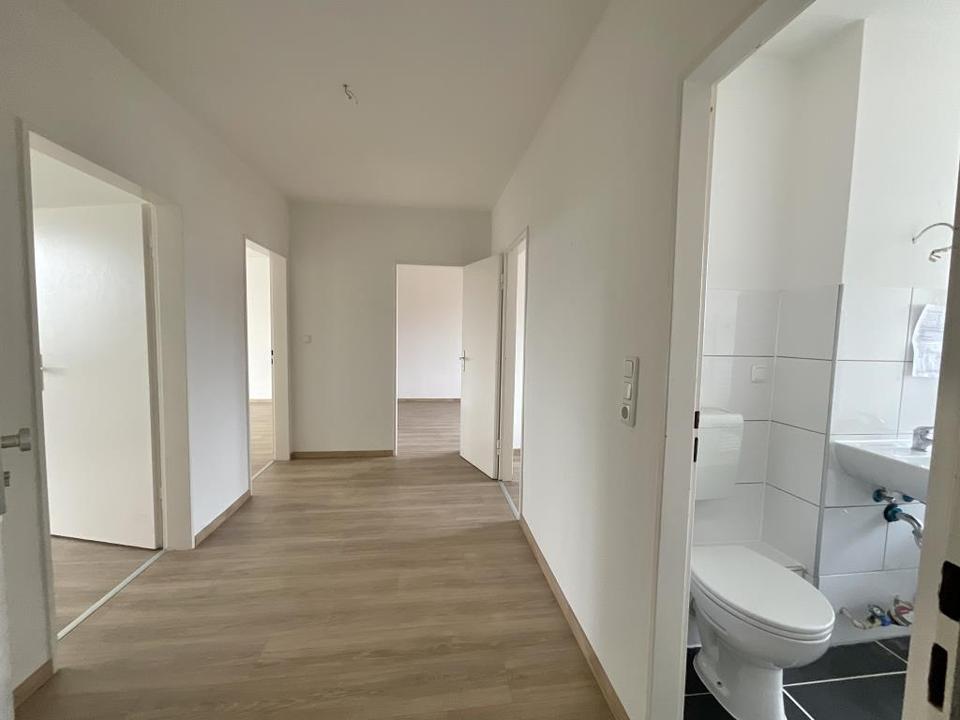 Thumbnail-Bezugsfertige 3-Zimmer-Wohnung mit Balkon in Aurich-Popens!