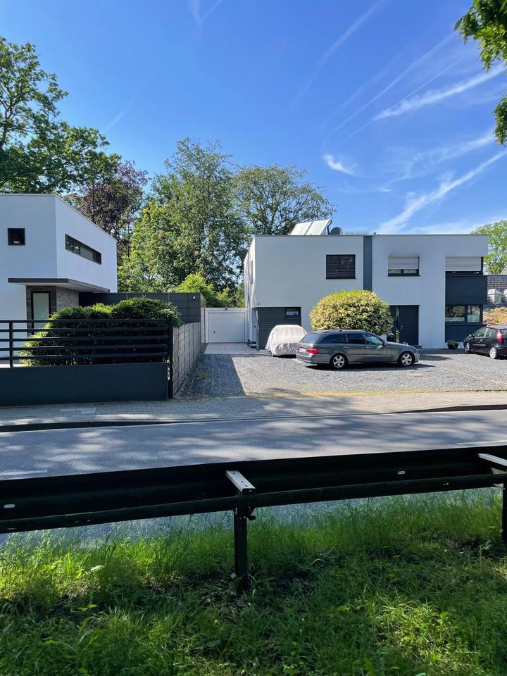 Thumbnail-Privatverkauf: Moderne Doppelhaushälfte in Wickrath