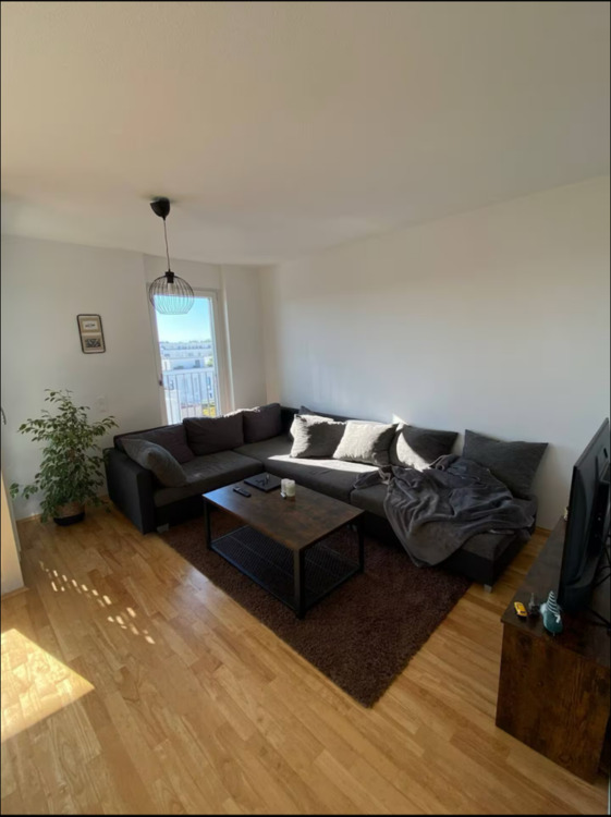 Thumbnail-Moderne, geräumige 2-Zimmer-Wohnung zur Untermiete für 6 Monate