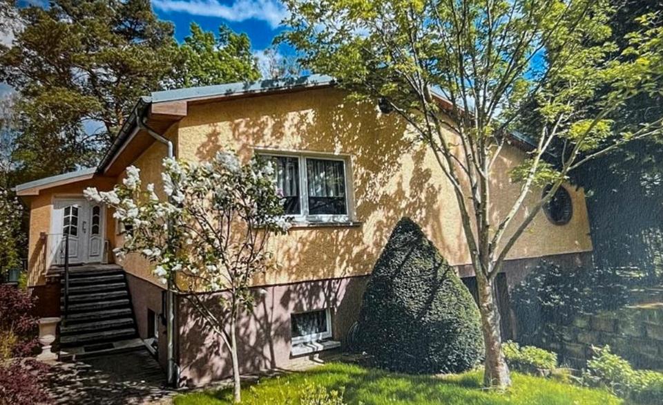 Thumbnail-1.175 qm Parkgrundstück mit EFH ca. 200 qm in Berlin Kleinmachnow