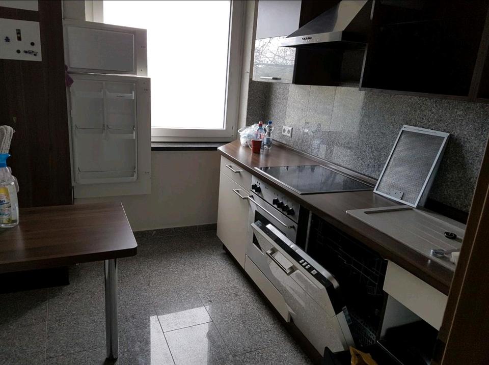 Thumbnail-2 Zimmerwohnung, EBK, Badewanne, Balkon, Fahrstuhl, Stellplatz