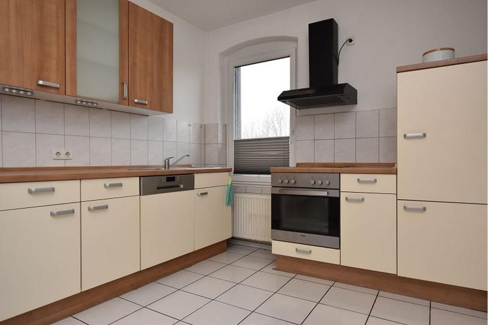 Thumbnail-Vollmöblierte 2-Zimmer-Wohnung mit Balkon und Einbauküche zu vermieten!