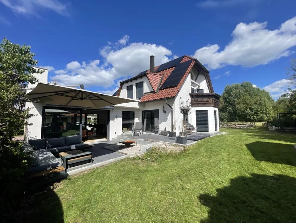 Thumbnail-7-Zimmer-Einfamilienhaus (Effizienzhaus) in Traumlage